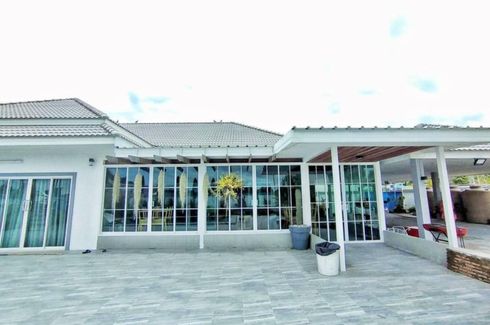 5 Bedroom House for sale in Thap Tai, Prachuap Khiri Khan