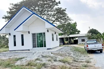 Land for sale in Chorakhe Sam Phan, Suphan Buri