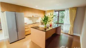 4 Bedroom House for rent in SW 38 Place, Phra Khanong, Bangkok near BTS Thong Lo