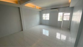 3 Bedroom Commercial for sale in Taling Chan, Bangkok