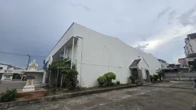 10 Bedroom Commercial for rent in Chang Khlan, Chiang Mai