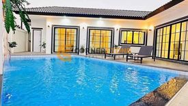 4 Bedroom House for sale in Rattanakorn Village 18, Na Kluea, Chonburi