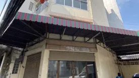 6 Bedroom Commercial for rent in Chakkrawat, Bangkok near MRT Wat Mangkon