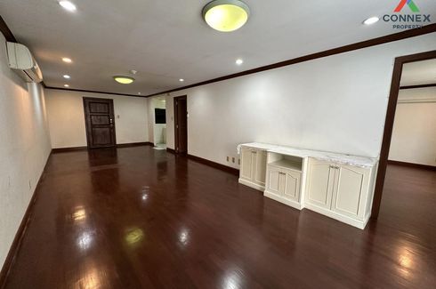 2 Bedroom Condo for sale in Acadamia Grand Tower, Khlong Tan Nuea, Bangkok near BTS Phrom Phong