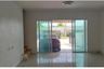 3 Bedroom Townhouse for sale in Pleno Rattanathibet &ndash; Chaiyaphruek, Lahan, Nonthaburi