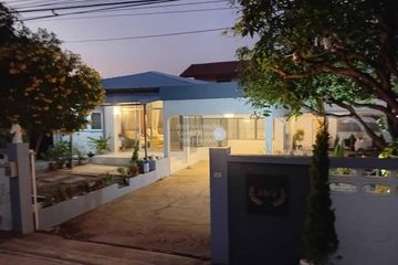 4 Bedroom House for sale in Bang Talat, Nonthaburi near MRT Si Rat