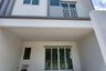 3 Bedroom Townhouse for sale in Lak Song, Bangkok