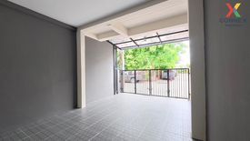 2 Bedroom Townhouse for sale in Warangkun Village, Bang Chan, Bangkok