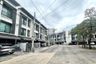 3 Bedroom Townhouse for sale in Baan Klang Muang Ngamwongwan, Talat Bang Khen, Bangkok
