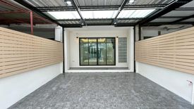 2 Bedroom Townhouse for sale in Mu Ban Bua Thong 4, Phimon Rat, Nonthaburi