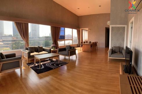 3 Bedroom Condo for sale in The Fine @ River, Bang Lamphu Lang, Bangkok near BTS Saphan Taksin