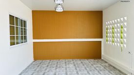 2 Bedroom Townhouse for sale in Baan Ruean Suk 2, Lam Phak Kut, Pathum Thani