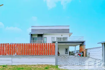 4 Bedroom House for sale in Phla, Rayong