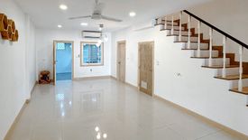 3 Bedroom Townhouse for sale in Royal Rachawadee, Bang Mot, Bangkok