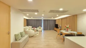 2 Bedroom Condo for rent in Somkid Gardens, Lumpini, Bangkok near BTS Chit Lom