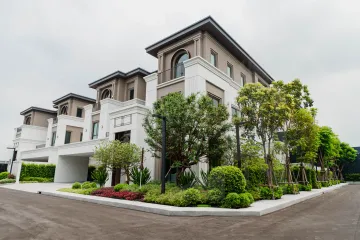 5 Bedroom House for sale in Bang Kaeo, Samut Prakan