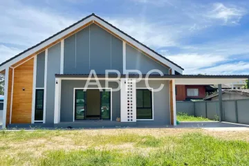 3 Bedroom House for sale in Na Jomtien, Chonburi
