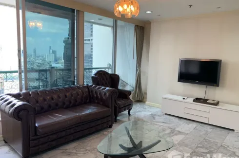 2 Bedroom Condo for rent in Sathorn House, Silom, Bangkok near BTS Surasak