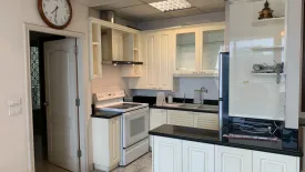 2 Bedroom Condo for rent in Sathorn House, Silom, Bangkok near BTS Surasak