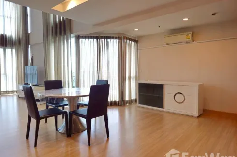 2 Bedroom Condo for rent in The Rajdamri, Pathum Wan, Bangkok near BTS Ratchadamri