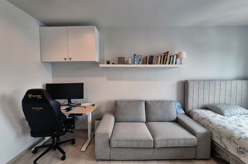 Condo for rent in Life One Wireless, Lumpini, Bangkok near BTS Ploen Chit