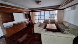 3 Bedroom Condo for rent in Rishi Court, Khlong Toei Nuea, Bangkok near Airport Rail Link Makkasan