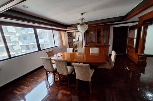 3 Bedroom Condo for rent in Rishi Court, Khlong Toei Nuea, Bangkok near Airport Rail Link Makkasan