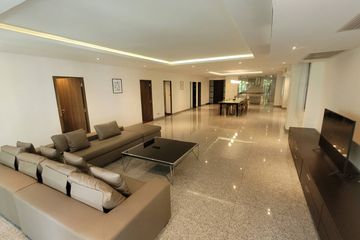 3 Bedroom Condo for rent in Khlong Tan Nuea, Bangkok