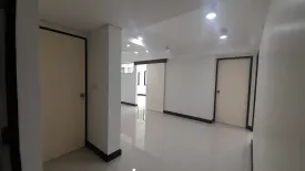 Commercial for rent in Khlong Tan Nuea, Bangkok