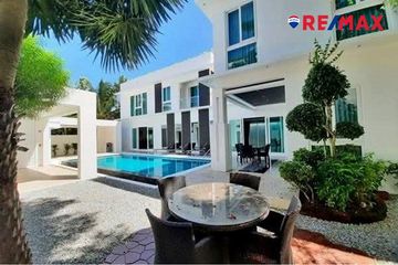 5 Bedroom House for sale in Chonburi