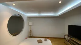 4 Bedroom Townhouse for sale in Phra Khanong Nuea, Bangkok