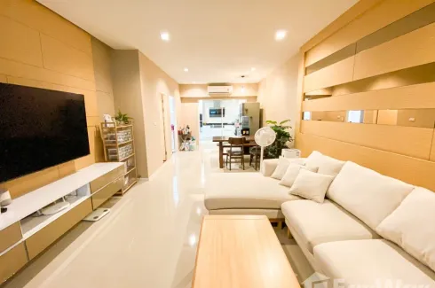 3 Bedroom Townhouse for rent in Baan Klang Muang Sukhumvit 77, Suan Luang, Bangkok near BTS On Nut