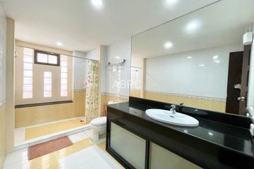 2 Bedroom Condo for sale in Chateau Dale Thabali Condo, Nong Prue, Chonburi