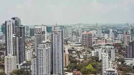 Condo for rent in Edge Sukhumvit 23, Khlong Toei Nuea, Bangkok near BTS Asoke