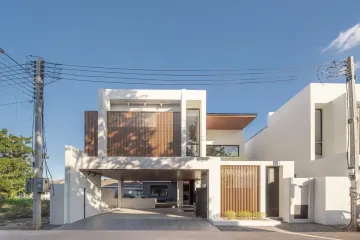 4 Bedroom House for sale in Mooban Wangtan, San Phak Wan, Chiang Mai