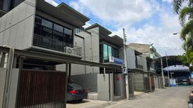 Office for rent in The Pentas Ratchada-Rama 9, Wang Thonglang, Bangkok