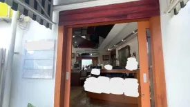 3 Bedroom Commercial for rent in Sam Sen Nai, Bangkok near BTS Ari