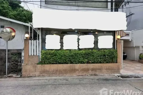 3 Bedroom Commercial for rent in Sam Sen Nai, Bangkok near BTS Ari