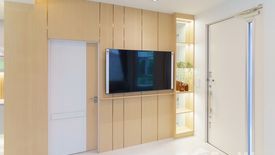 4 Bedroom House for sale in Dokmai, Bangkok