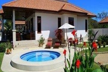 2 Bedroom House for rent in Nong Kae, Prachuap Khiri Khan