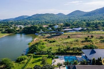 8 Bedroom House for sale in Cha am, Phetchaburi