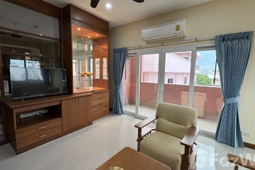 1 Bedroom Condo for sale in The Whitehouse Condotel, Nong Prue, Chonburi