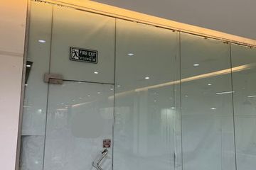 Commercial for rent in Khlong Tan Nuea, Bangkok near BTS Phrom Phong
