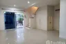 3 Bedroom Townhouse for sale in The Metro Rama 9, Prawet, Bangkok