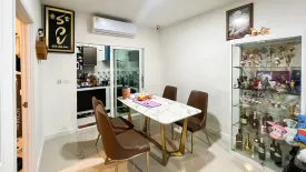 3 Bedroom Townhouse for sale in Gusto Petkasem 69, Nong Khaem, Bangkok