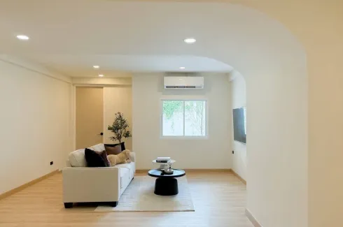 3 Bedroom Townhouse for sale in Koolpunt Ville 2, Mae Hia, Chiang Mai