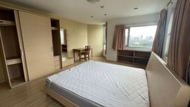 3 Bedroom Apartment for rent in P.W.T. Mansion, Khlong Toei, Bangkok near MRT Queen Sirikit National Convention Centre