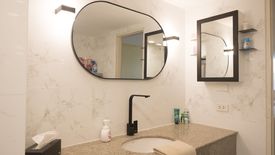 1 Bedroom Condo for sale in Omni Tower Sukhumvit Nana, Khlong Toei, Bangkok near BTS Nana