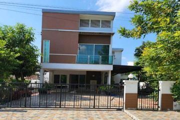 3 Bedroom House for rent in Khlong Song Ton Nun, Bangkok