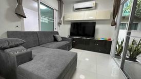 3 Bedroom House for rent in Khlong Song Ton Nun, Bangkok